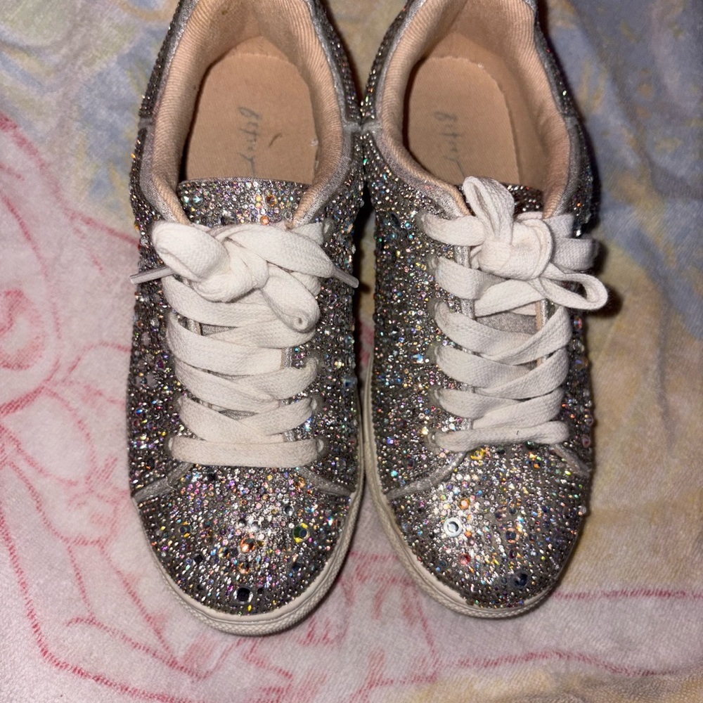 Betsey Johnson Glittering Silver Kids Sneakers with White Laces - Picture 5 of 7